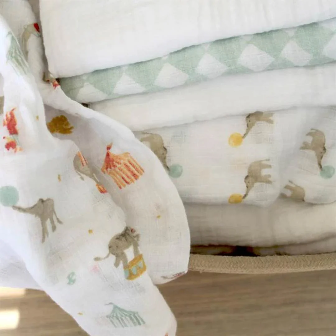 aden + anais Essentials Cotton Muslin Squares 5 Pack - Elephant Circus - Image 4