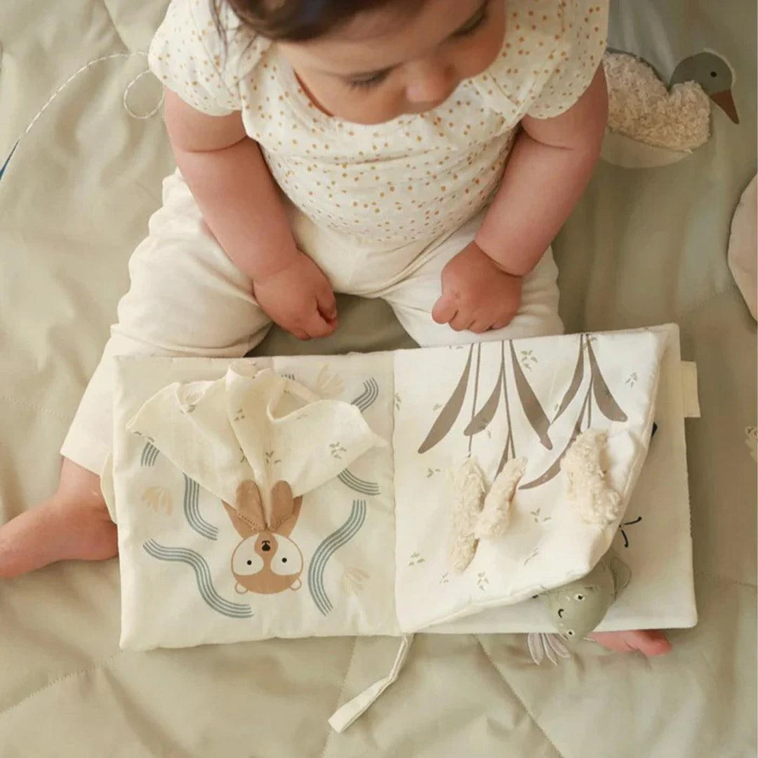 Avery Row Activity Gift Set- Riverbank - Image 2