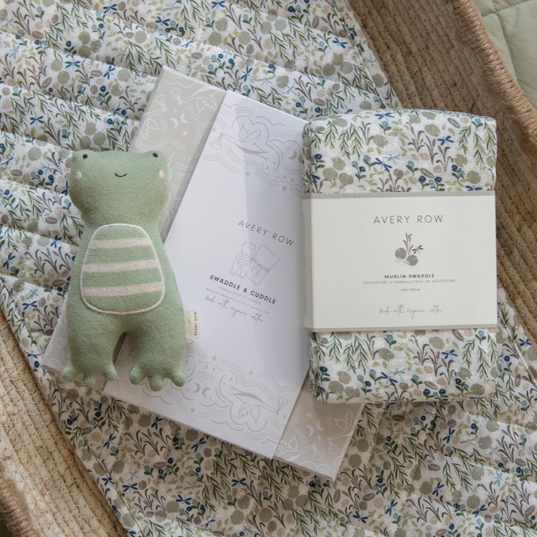 Avery Row Swaddle & Cuddle Gift Set - Riverbank - Image 4