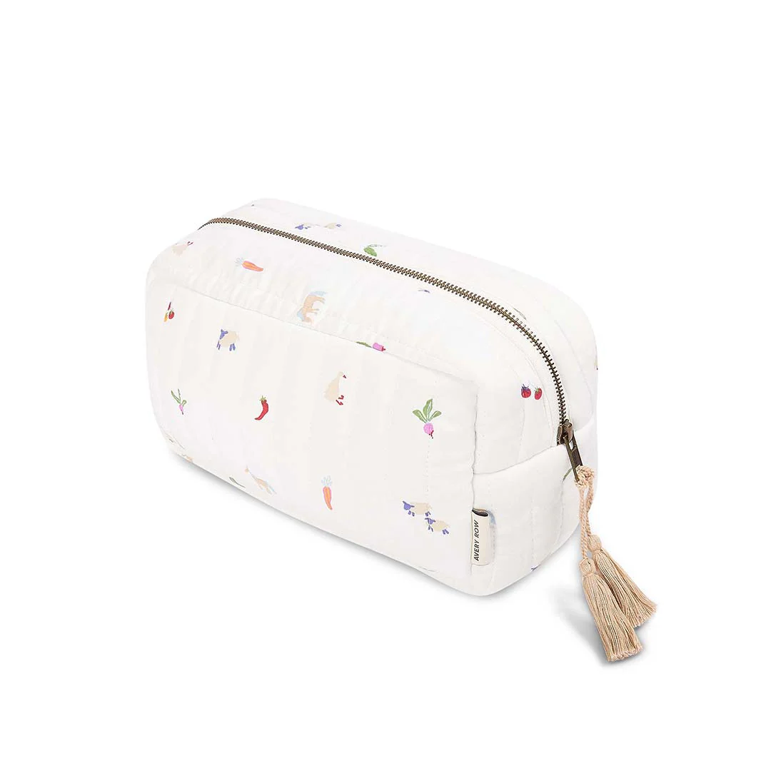 Avery Row Wash Bag - Little Farm