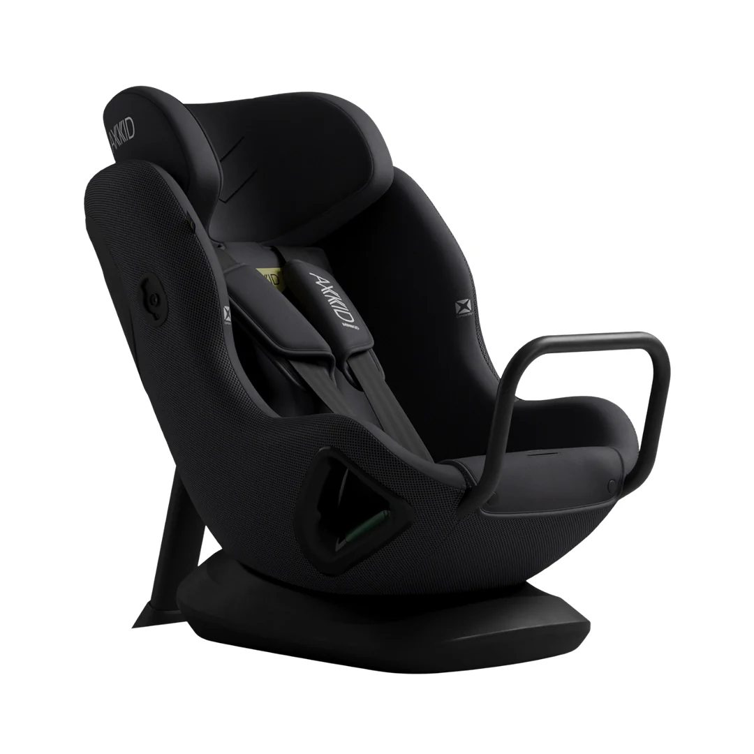 Axkid Minikid CORE Car Seat - Coastal Storm Black - Image 10