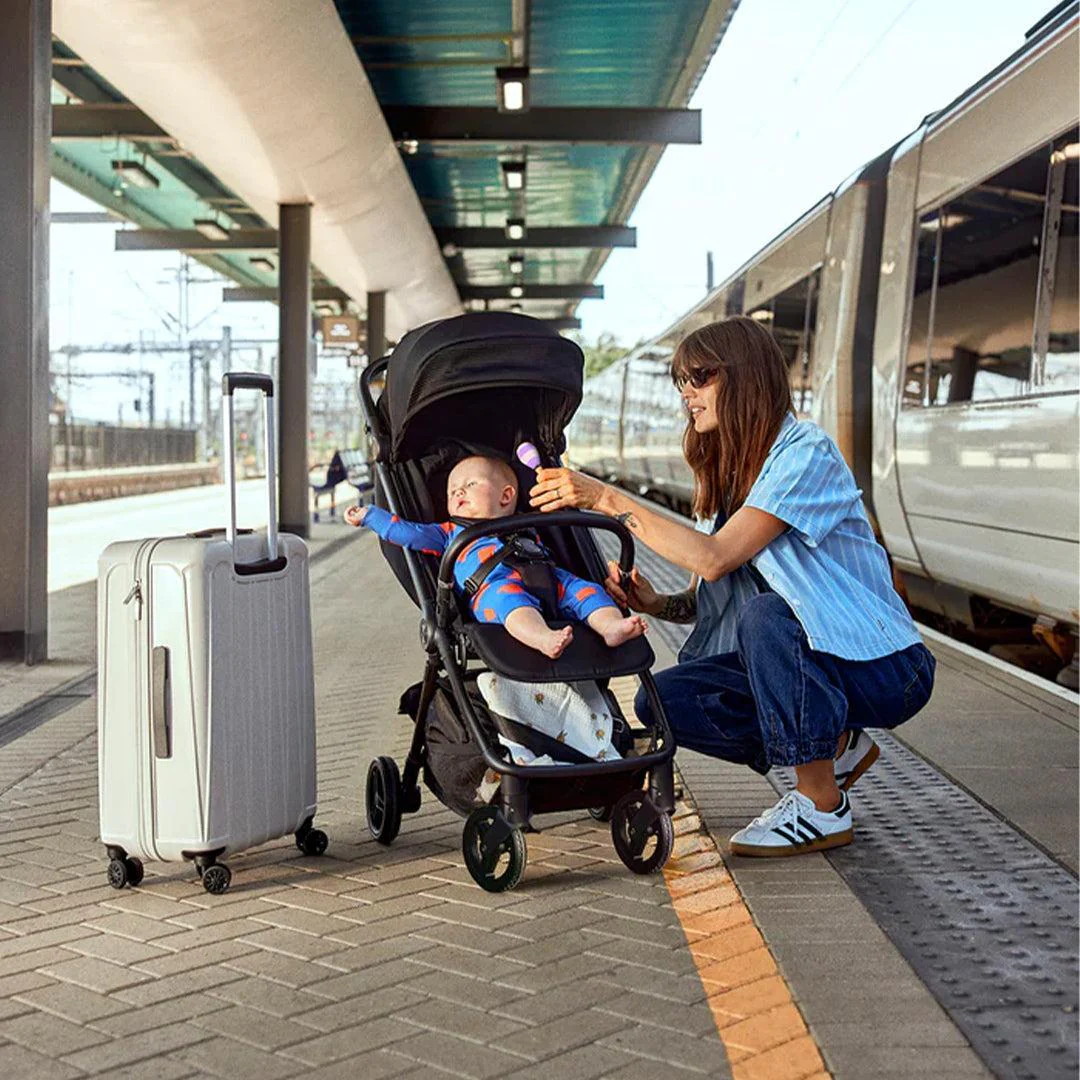 Bababing Compact Autofold Stroller - Black - Image 2