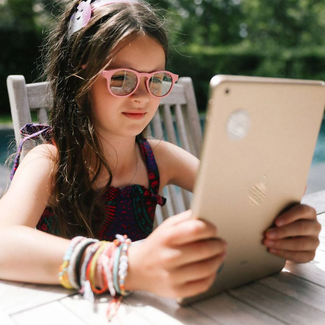 Babiators Blue Light Screen Saver Keyhole Glasses - Pretty In Pink - Image 2