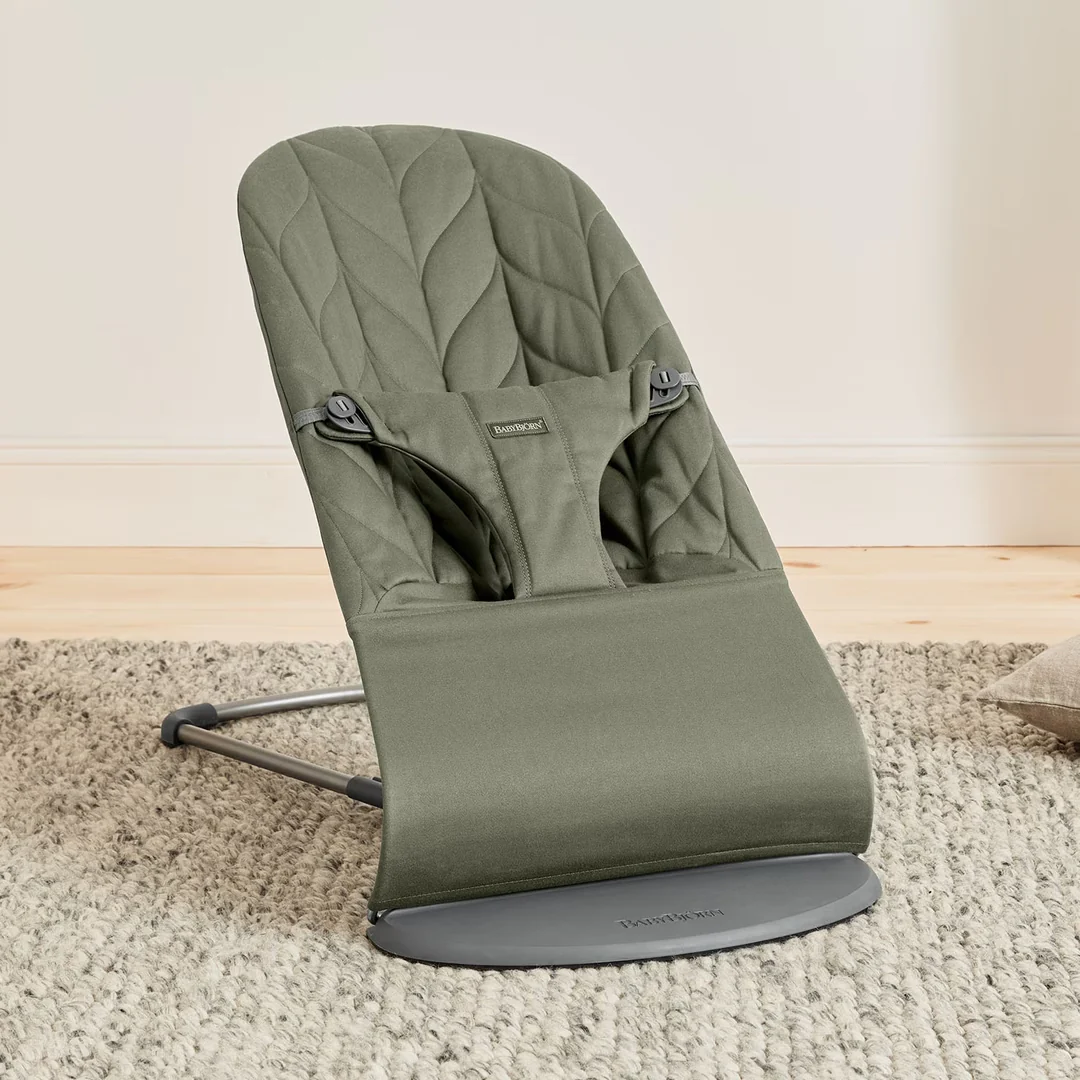 BabyBjörn Bliss Woven Petal Quilt Baby Bouncer - Dark Green - Image 4