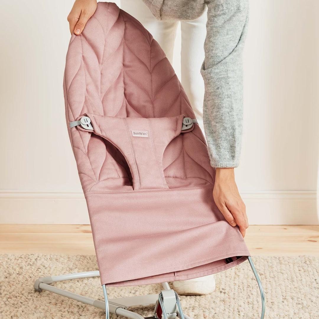 BabyBjörn Bliss Woven Petal Quilt Baby Bouncer - Dusty Pink - Image 6