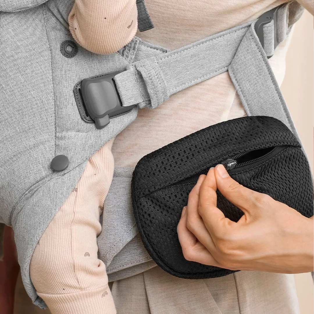 BabyBjörn Carrier Pouch Mesh - Black - Image 4