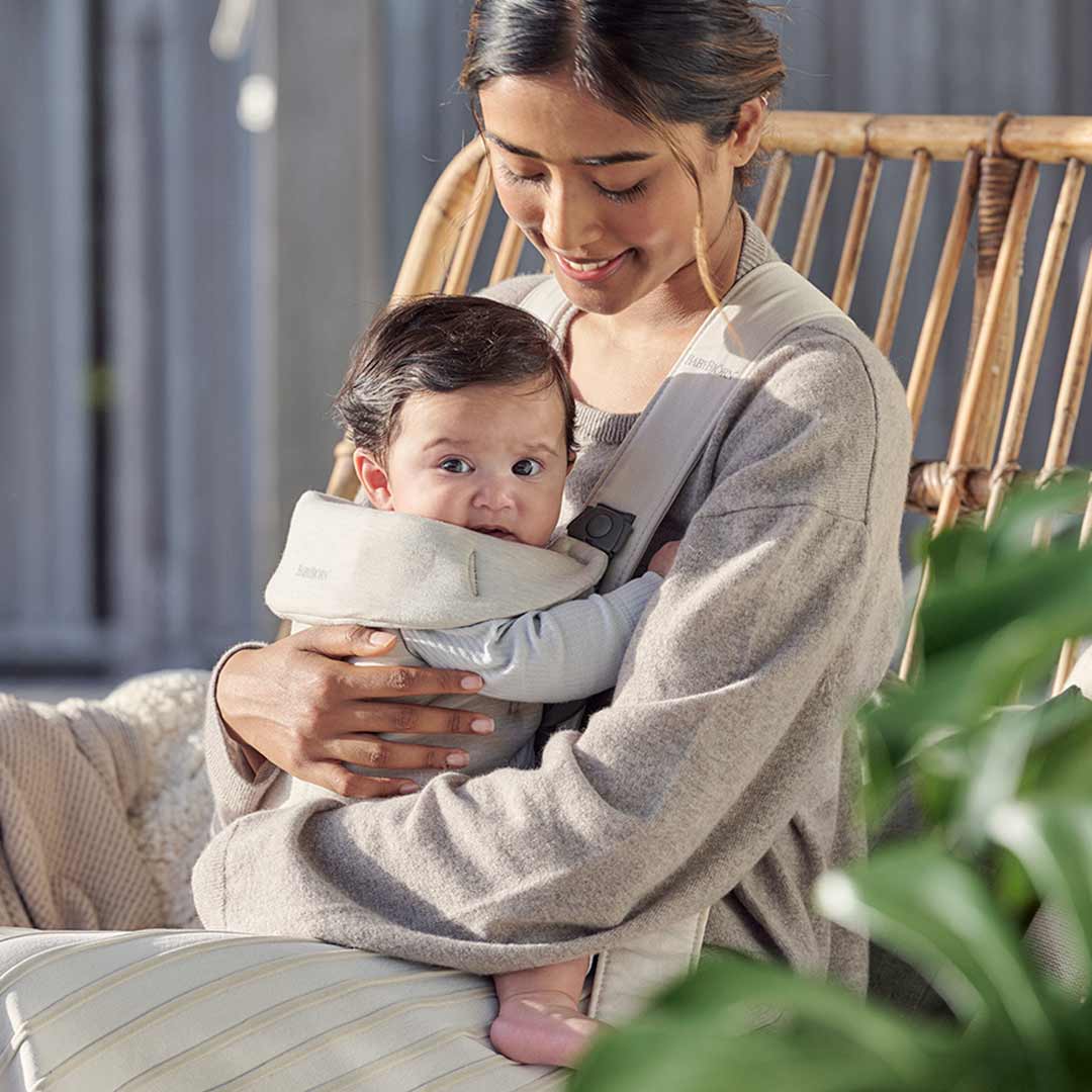 BabyBjorn Mini 3D Jersey Baby Carrier - Light Beige - Image 3