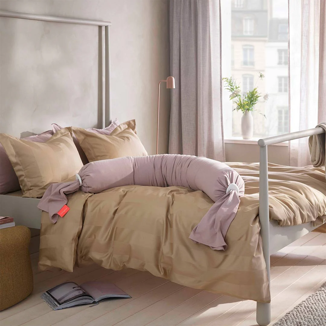 bbhugme Pregnancy Pillow - Dusty Pink - Image 3