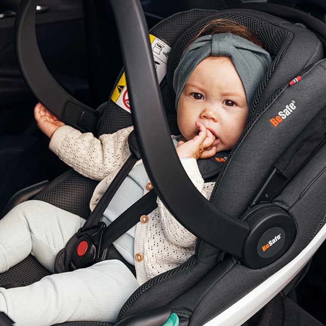 Besafe Go Beyond Car Seat - Black SoftBreeze - Image 3