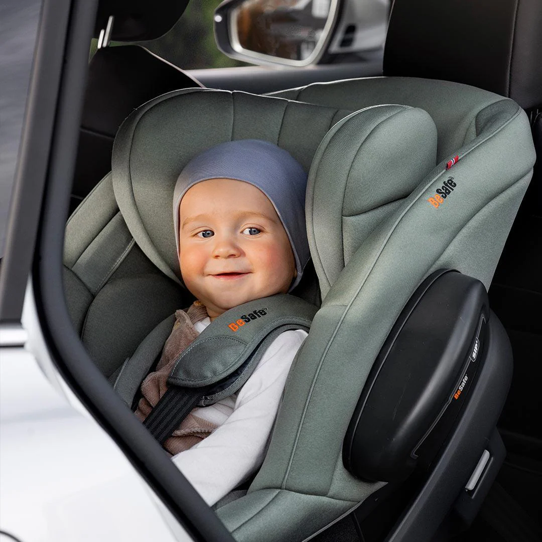 BeSafe Stretch 2 Car Seat - Meadow Green Softbreeze - Image 6