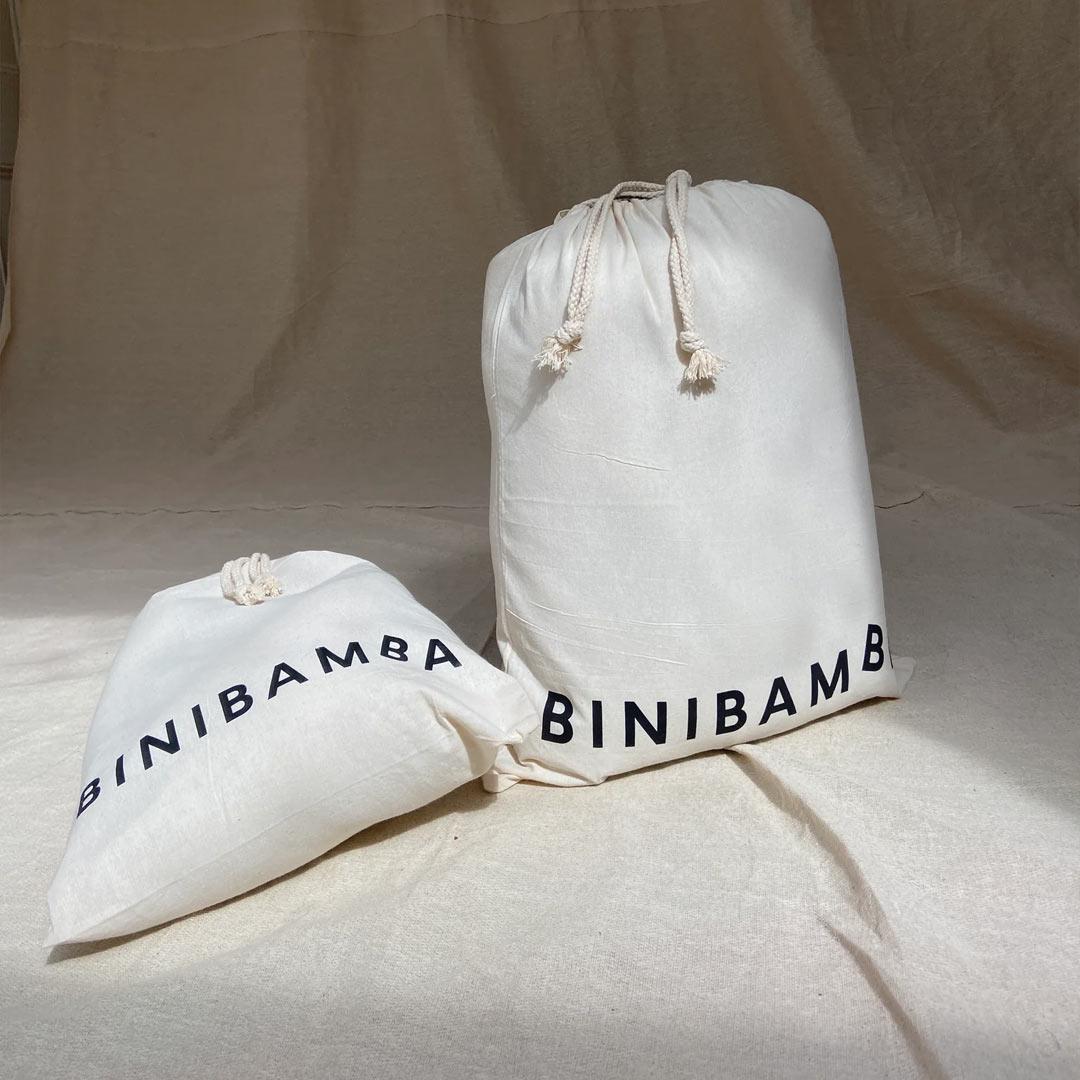 BINIBAMBA Coated Sheepskin Buggy Mittens - Noir + Moon - Image 4