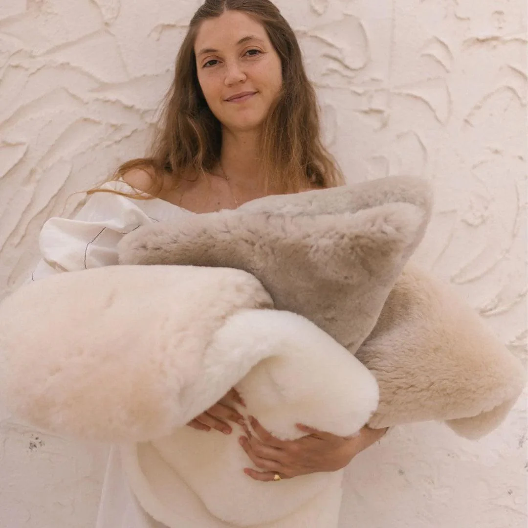 BINIBAMBA Sheepskin Snuggler - Chalk - Image 6
