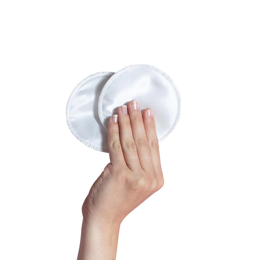 Carriwell Silk Breast Pads - White - 6 Pack - Image 3
