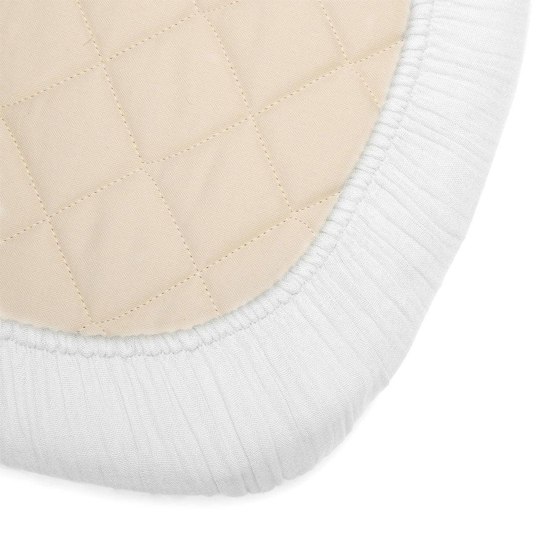 Charlie Crane KUMI Crib Fitted Sheet - White - Image 2