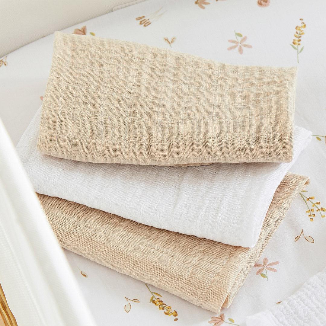 CuddleCo Universal Crib/ Co Sleeper Bedding Set - Cashmere Meadow - Image 2