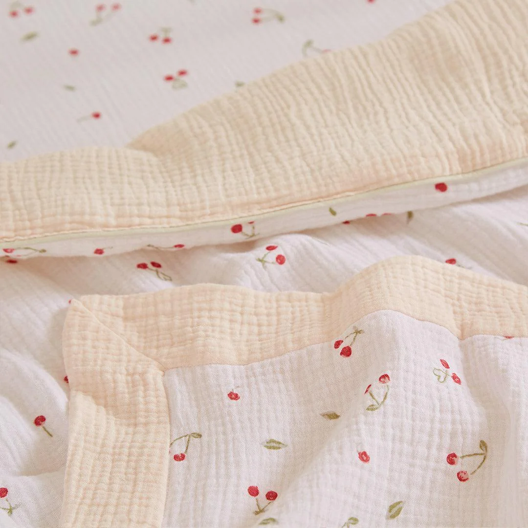 CuddleCo Universal Crib/ Co Sleeper Bedding Set - Ditsy Cherry - Image 4