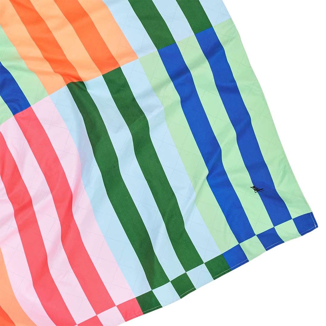 Dock & Bay Picnic Blanket - Sugar Sorbet - Image 7