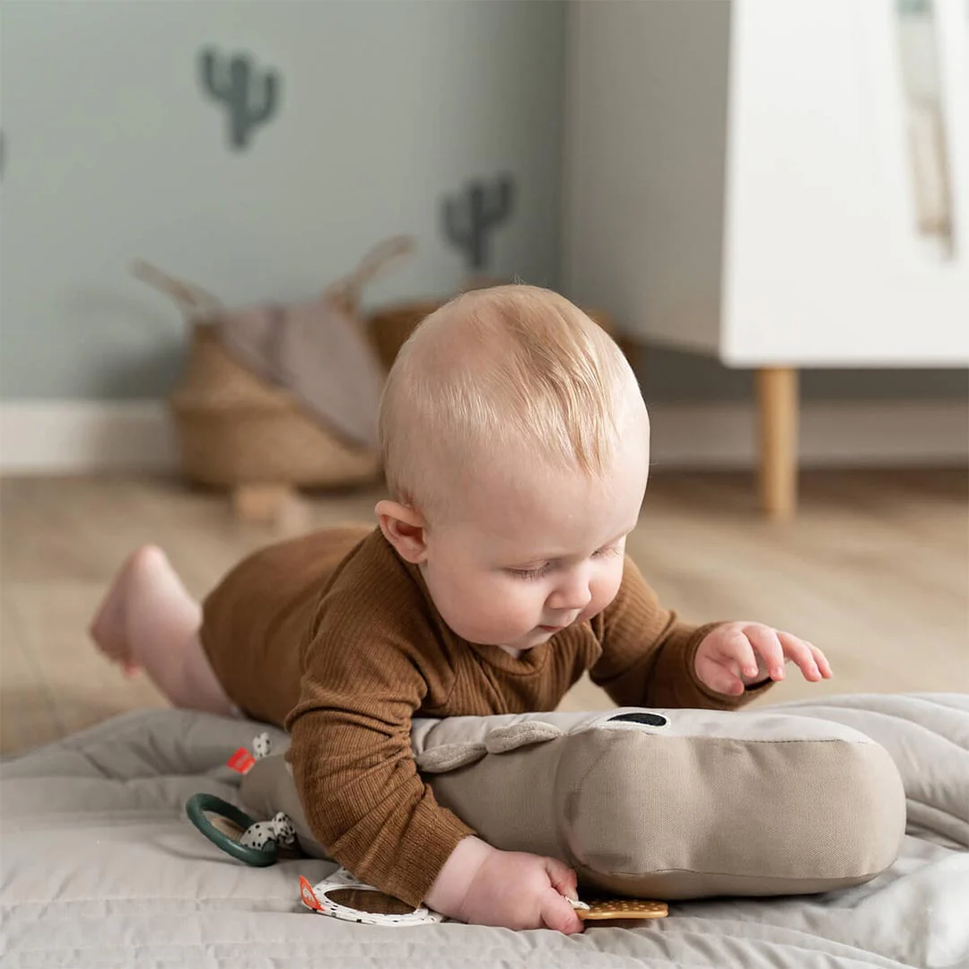 Done by Deer Tummy Time Activity Toy - Croco - Sand - Image 2