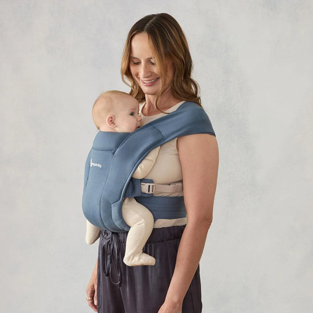 Ergobaby Embrace Newborn Carrier - Oxford Blue - Image 10