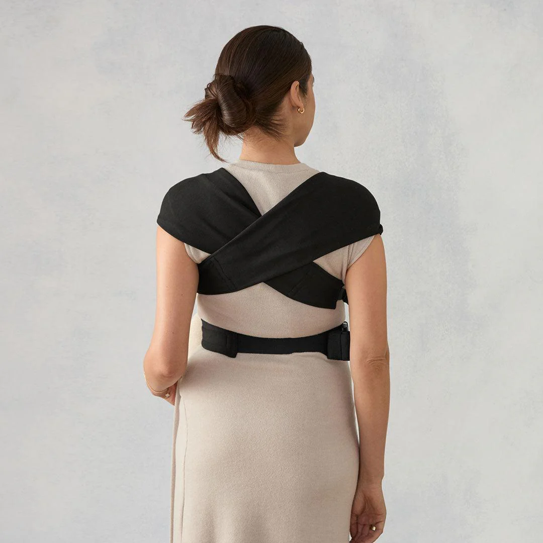 Ergobaby Embrace Newborn Carrier - Pure Black - Image 10