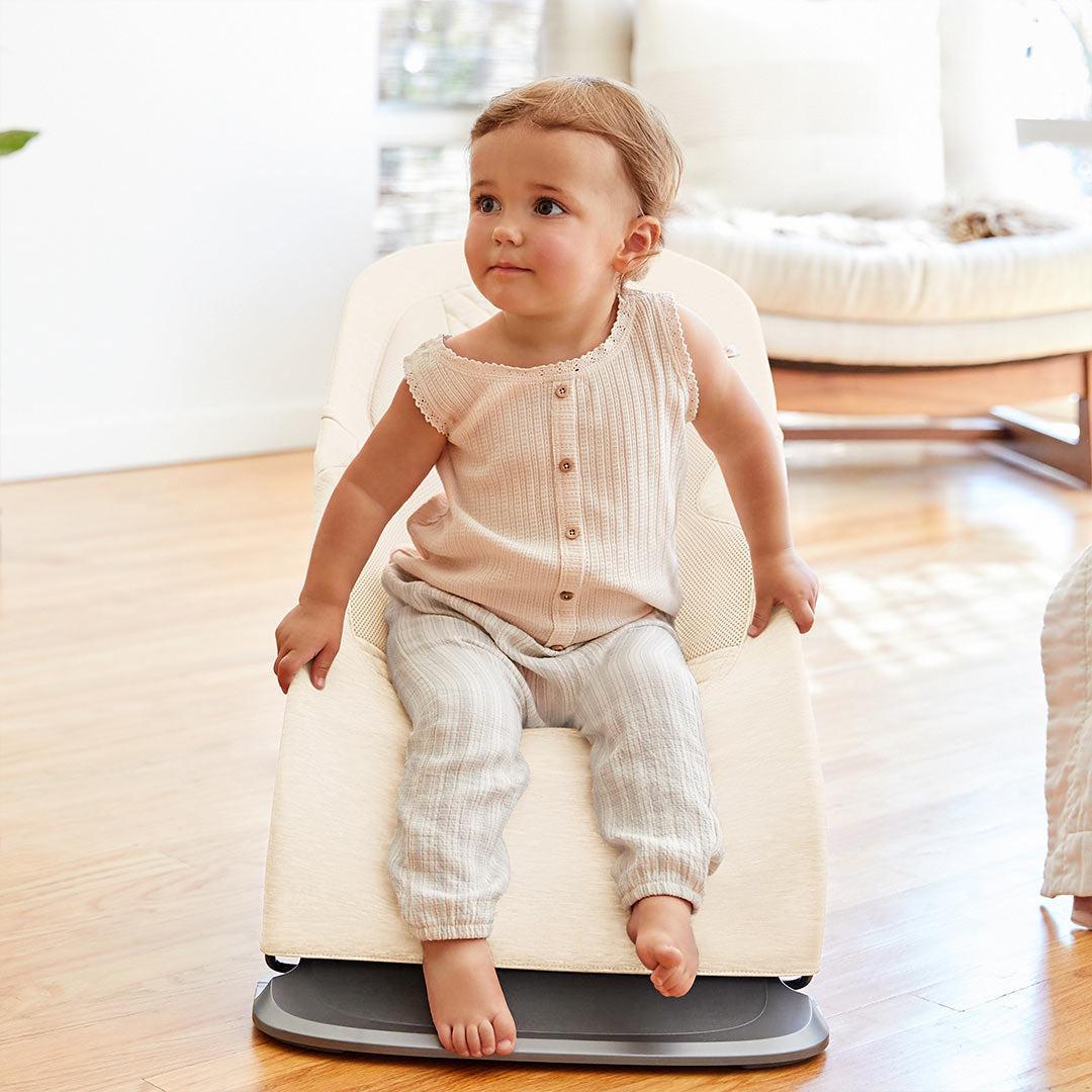 Ergobaby Evolve Baby Bouncer - Cream - Image 8