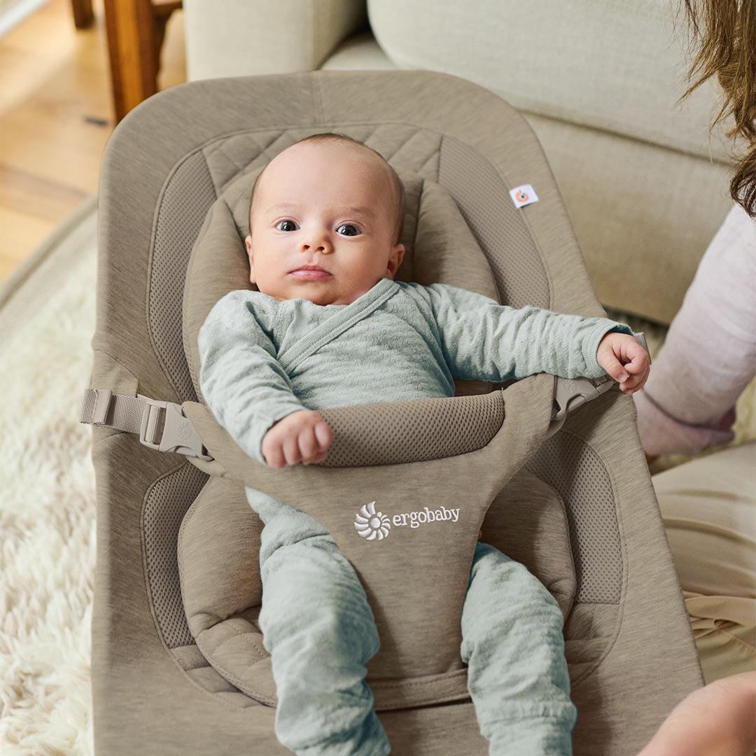 Ergobaby Evolve Baby Bouncer - Soft Olive - Image 10