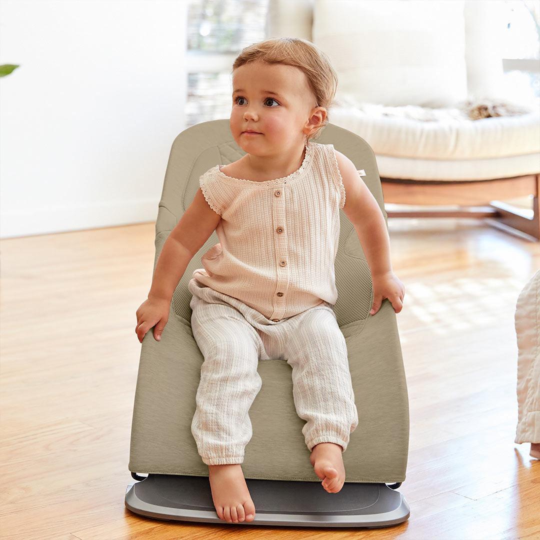 Ergobaby Evolve Baby Bouncer - Soft Olive - Image 8