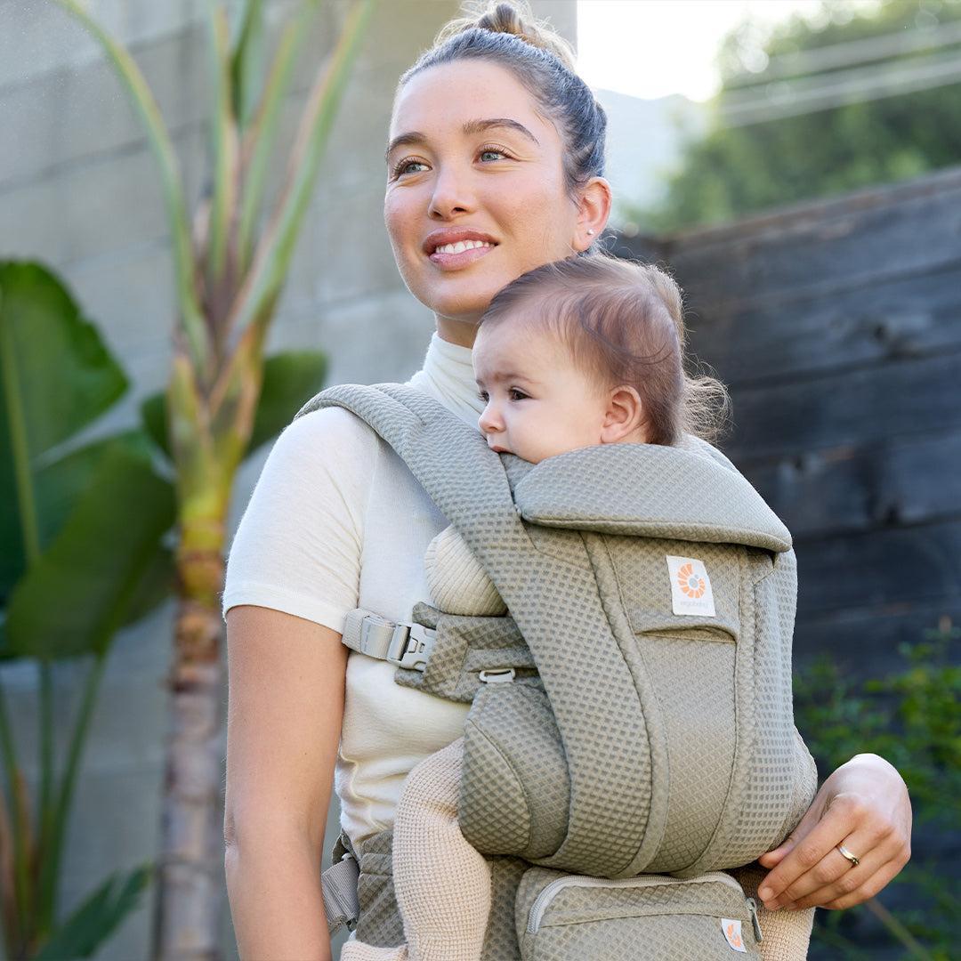 Ergobaby Omni Deluxe Mesh - Soft Olive - Image 11