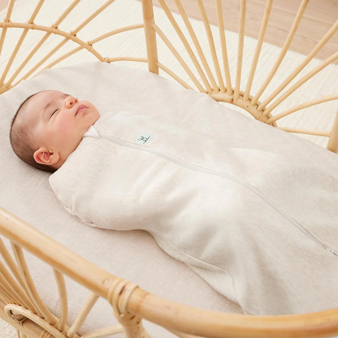 ergoPouch Organic All Year Cocoon Swaddle Sleeping Bag - 1 Tog - Oatmeal - Image 5