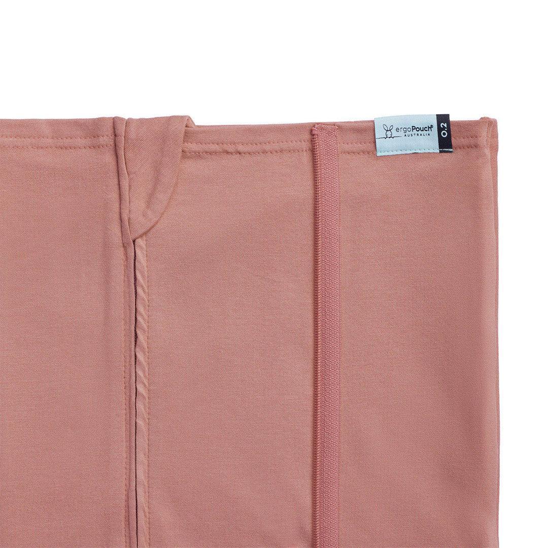 ergoPouch Organic HugMe Blanket - 0.2 & 1.0 TOG - Rose - Image 6