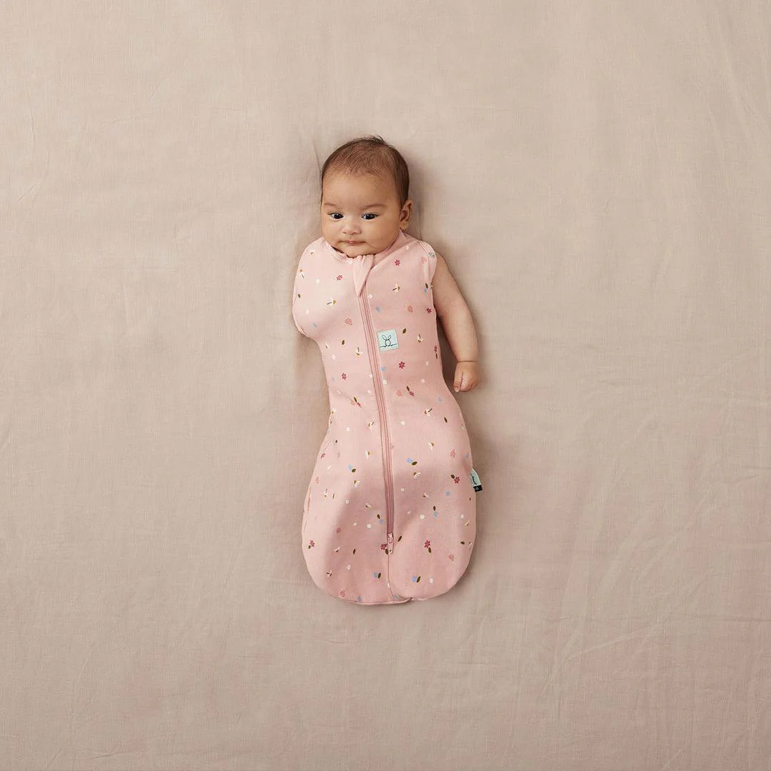 ergoPouch Organic Summer Cocoon Swaddle Sleeping Bag - 0.2 Tog - Pink Daisies - Image 8