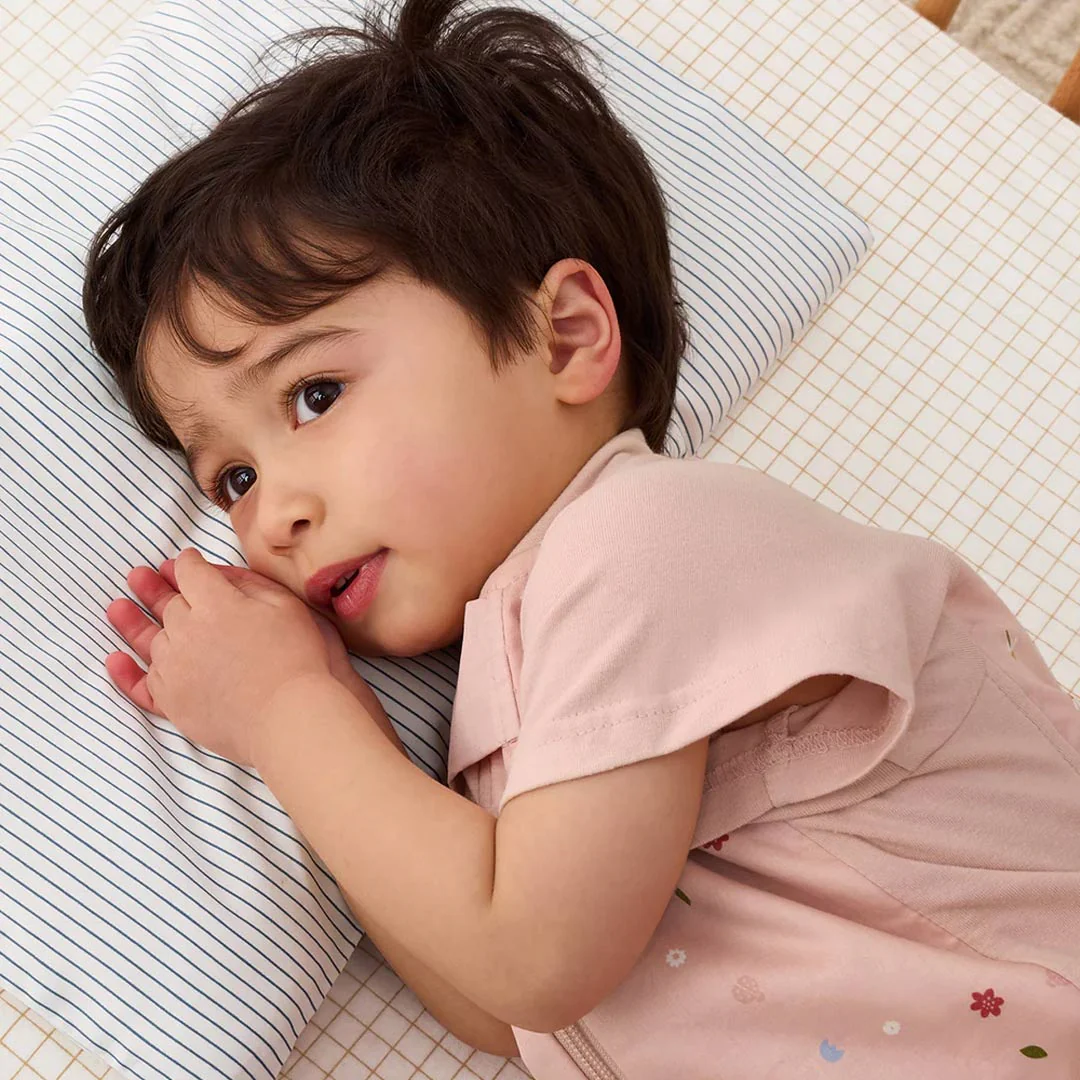 ergoPouch - Organic Toddler Pillow & Case - 0.3 TOG - Midnight Stripe - Image 6