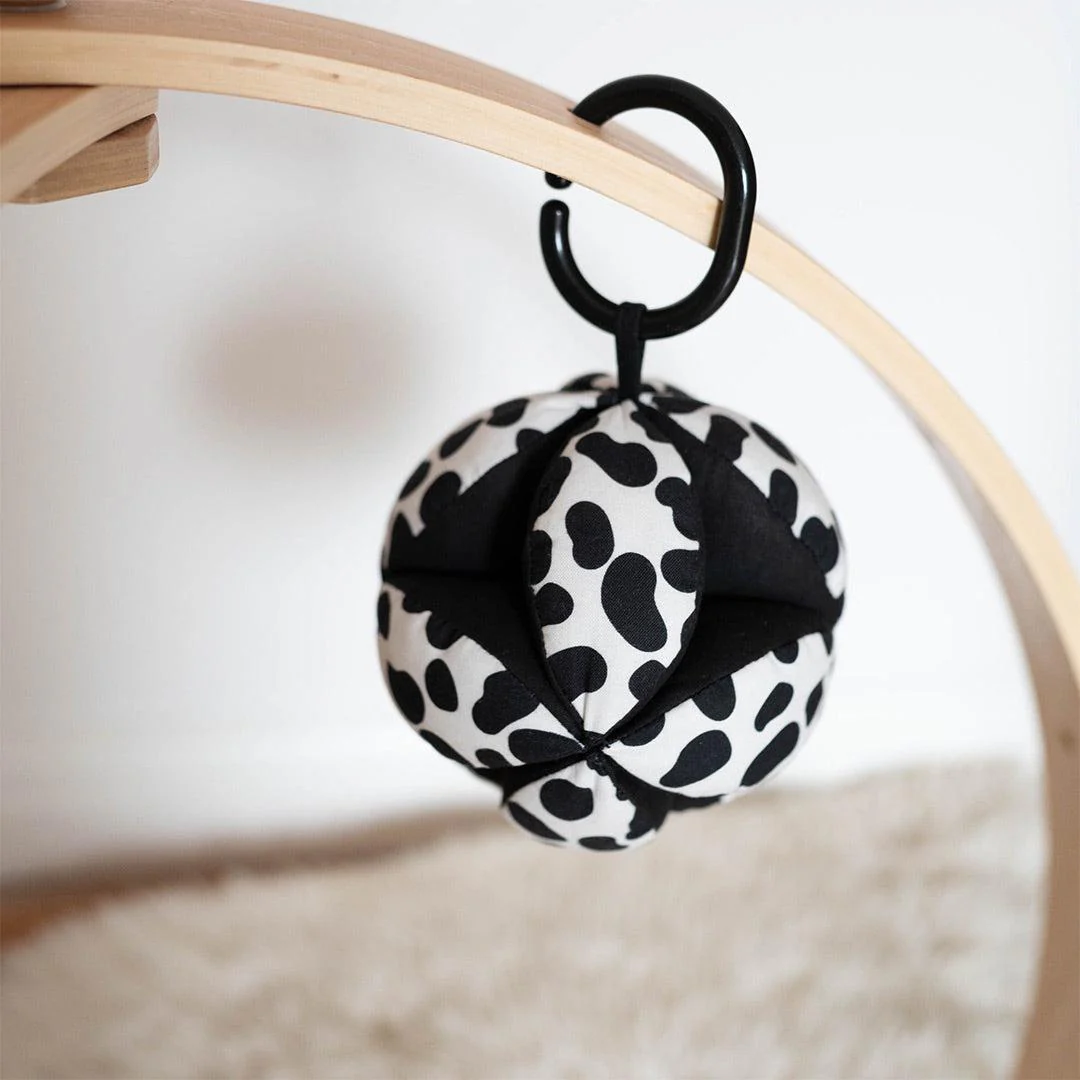 Etta Loves Sensory Grasp Ball - Image 3