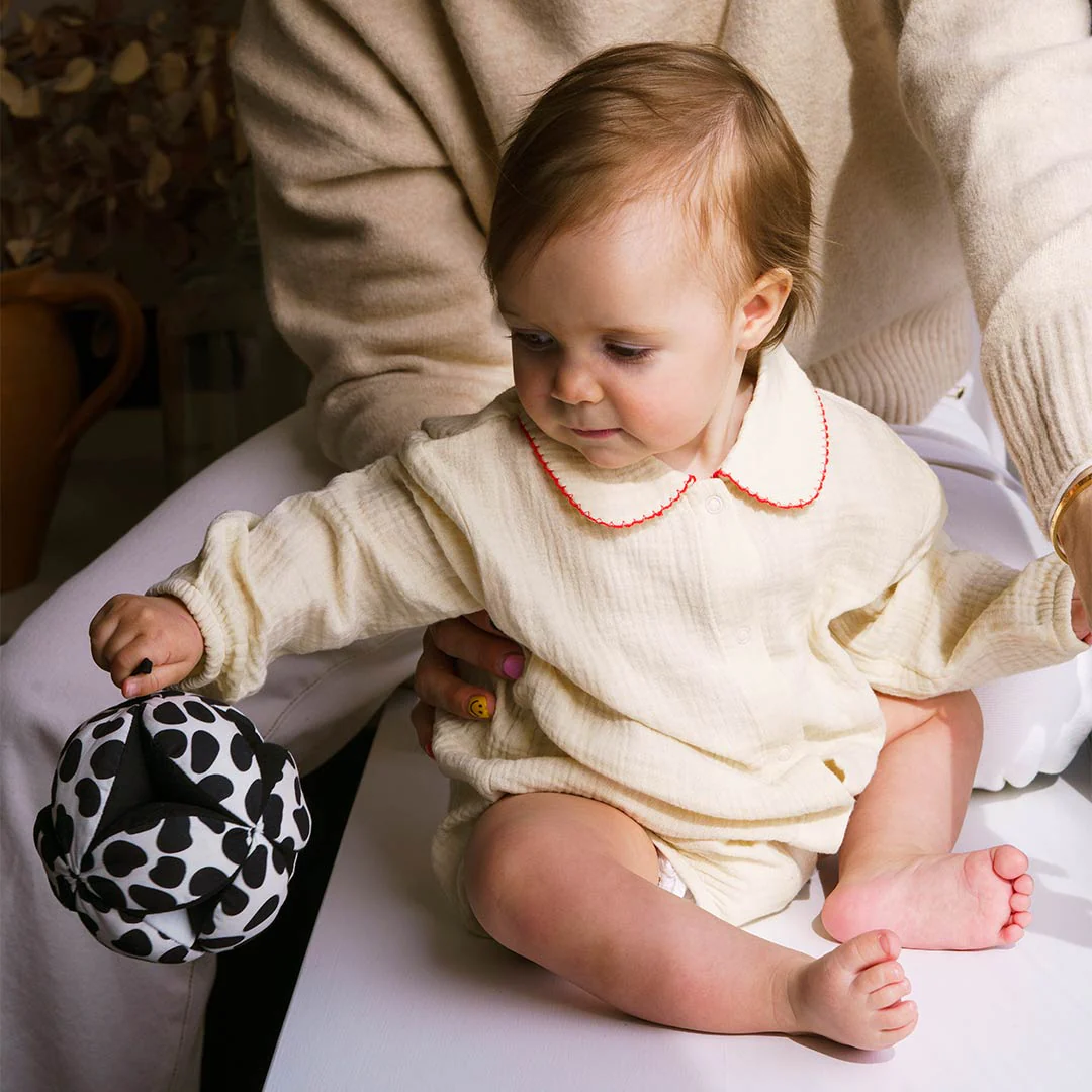 Etta Loves Sensory Grasp Ball - Image 4