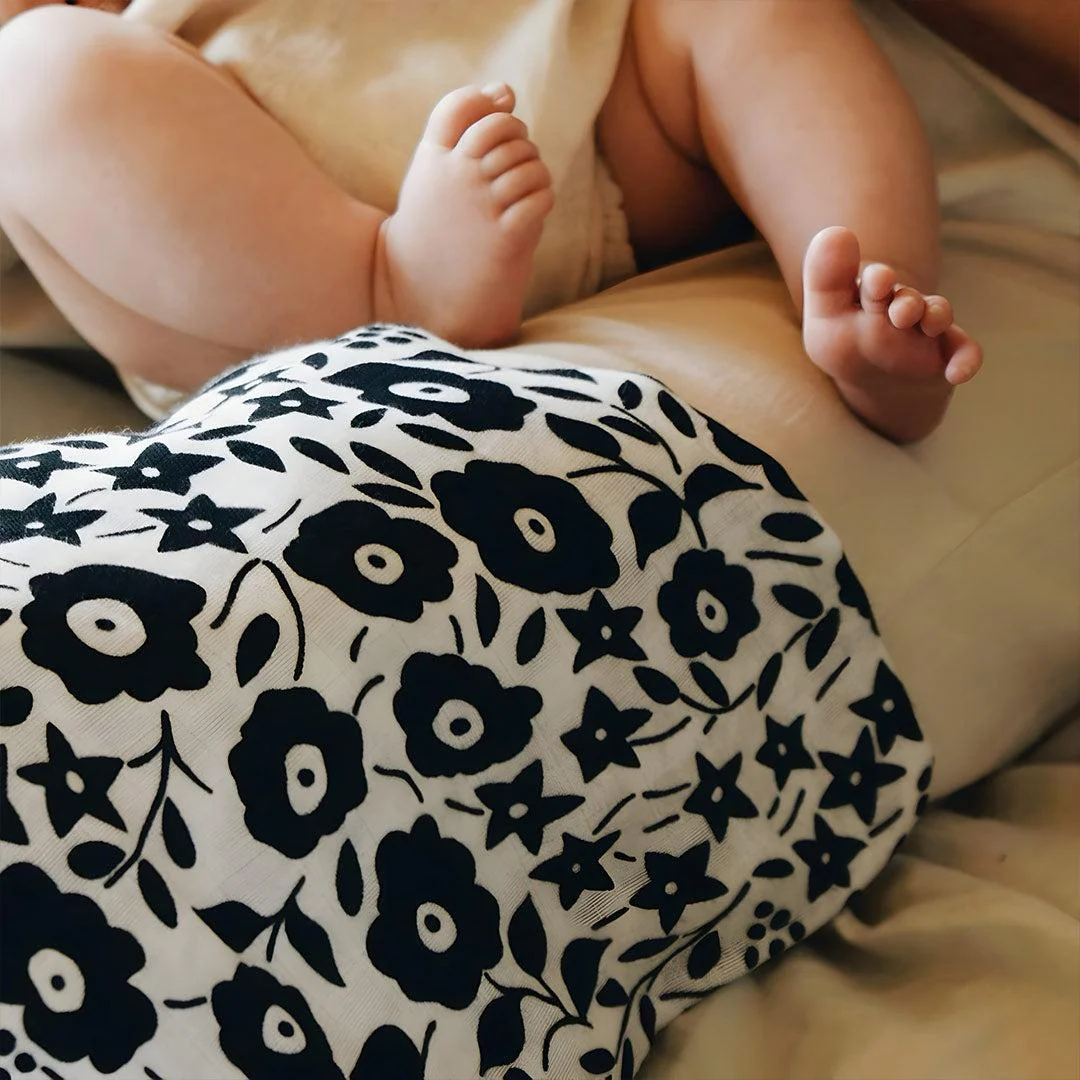 Etta Loves x LIBERTY Sensory XL 'Fairford Shadow' Muslin Swaddle - Black & White - Image 3