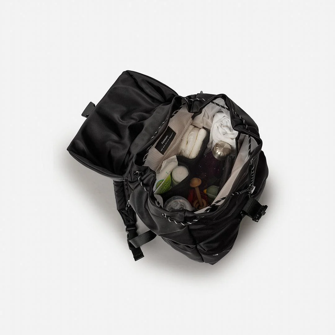 Finnson Elise Eco Changing Backpack & Changing Mat - Black - Image 10