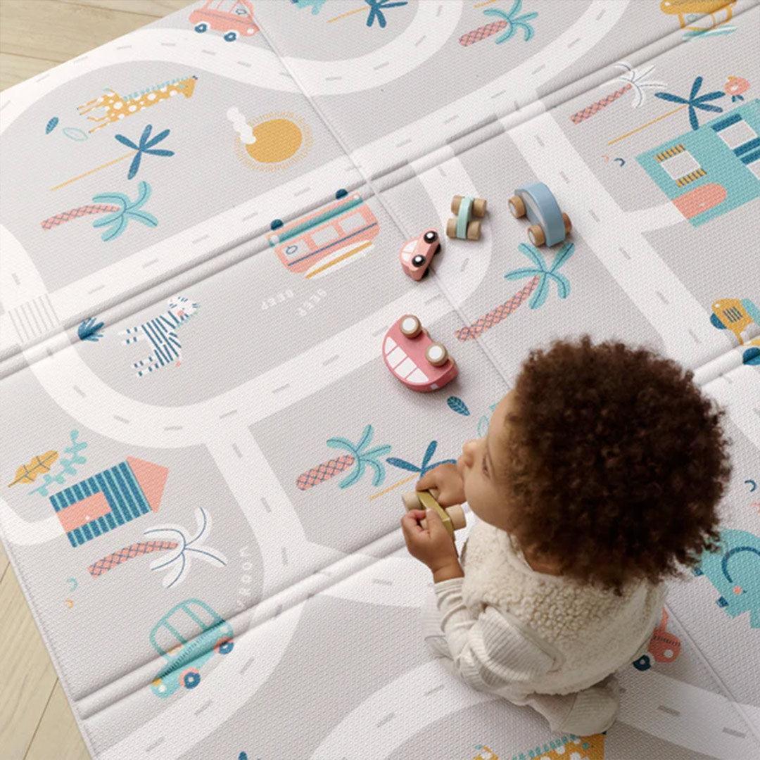 FOLDiMATS Playmat 130x130cm - Tropic Trails Lumi - Image 3