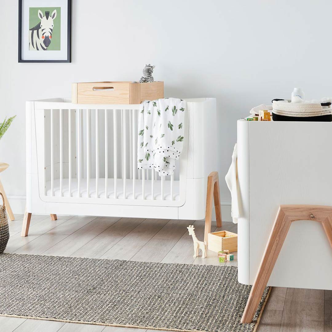 Gaia Baby Hera Cot Bed + Dresser Two Piece Bundle - 	Scandi-White + Natural - Image 2