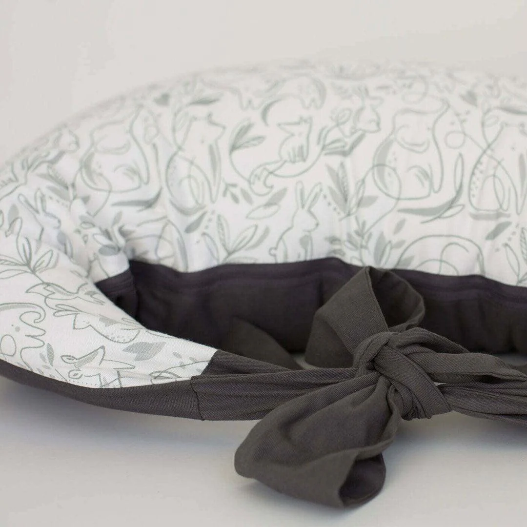 Hippychick Feeding Pillow - Animal Friends / Grey - Image 5