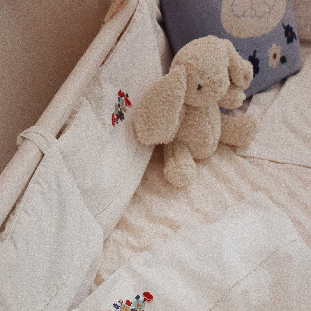 Konges Slojd Bunny Teddy LED Lamp - Cameo Rose - Image 3