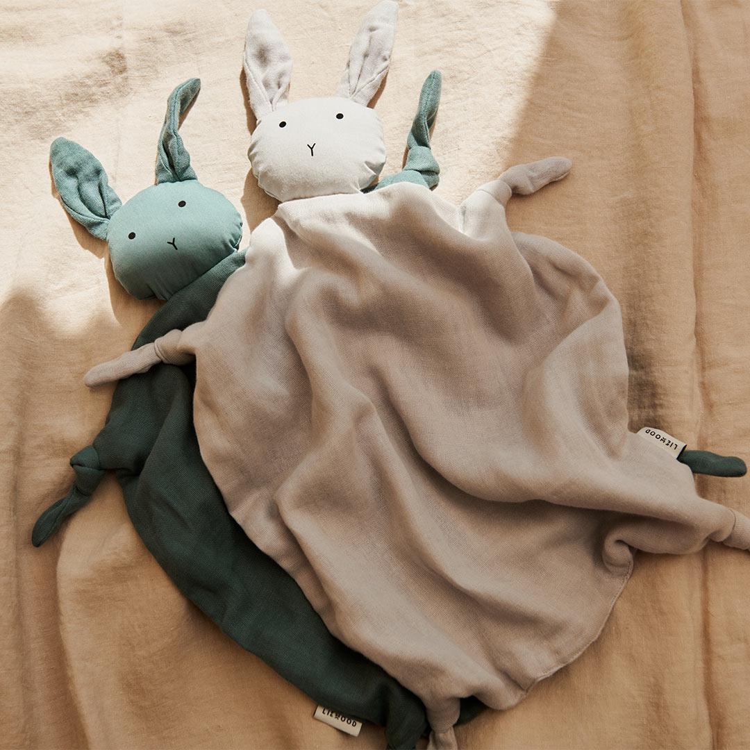 Liewood Agnete Cuddle Cloth - Rabbit Peppermint - Image 2
