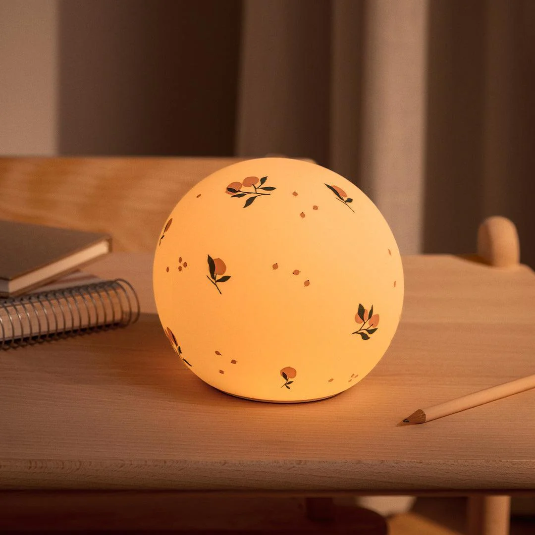 Liewood Yuki Night Light - Peach / Sea Shell - Image 2