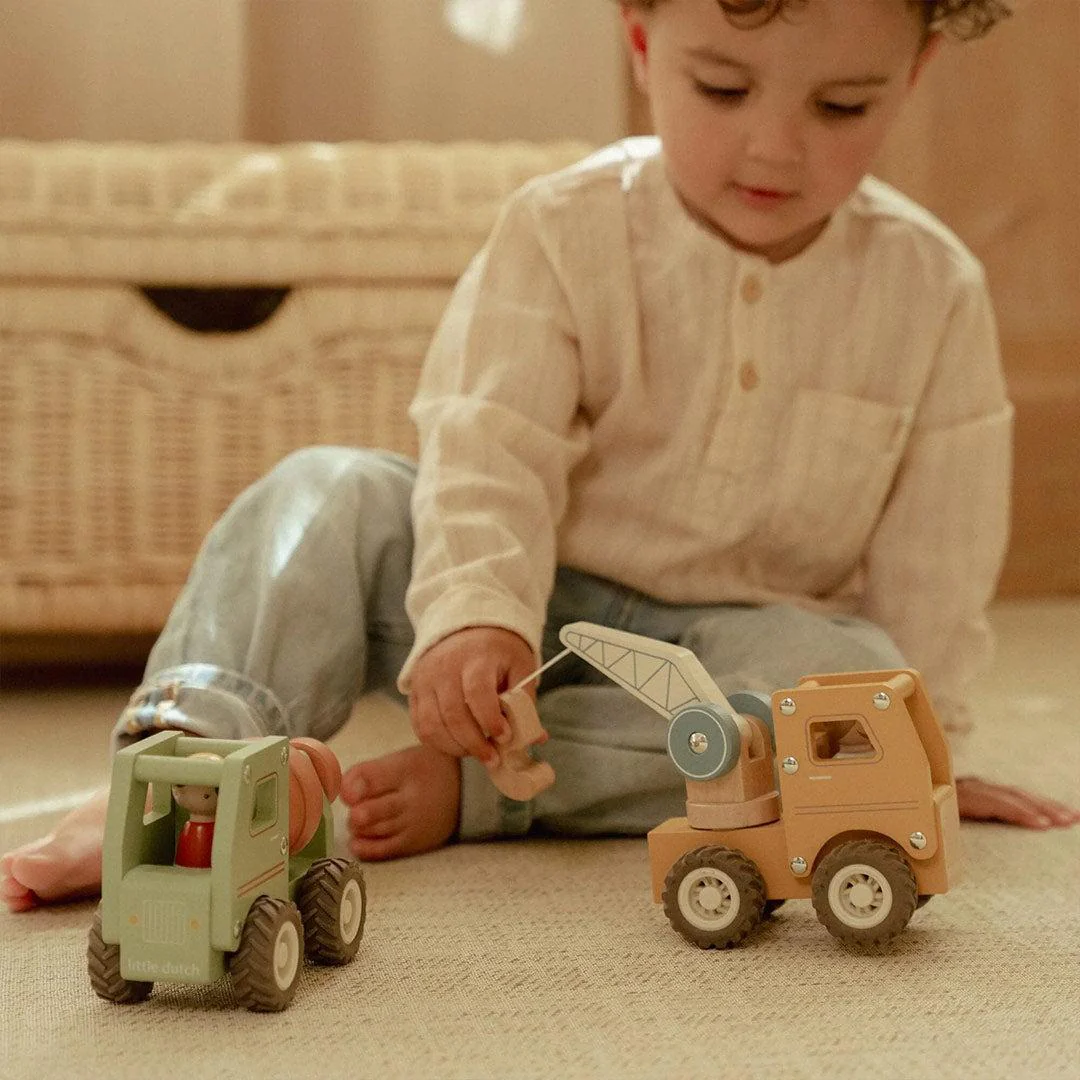 Little Dutch Crane - Image 3