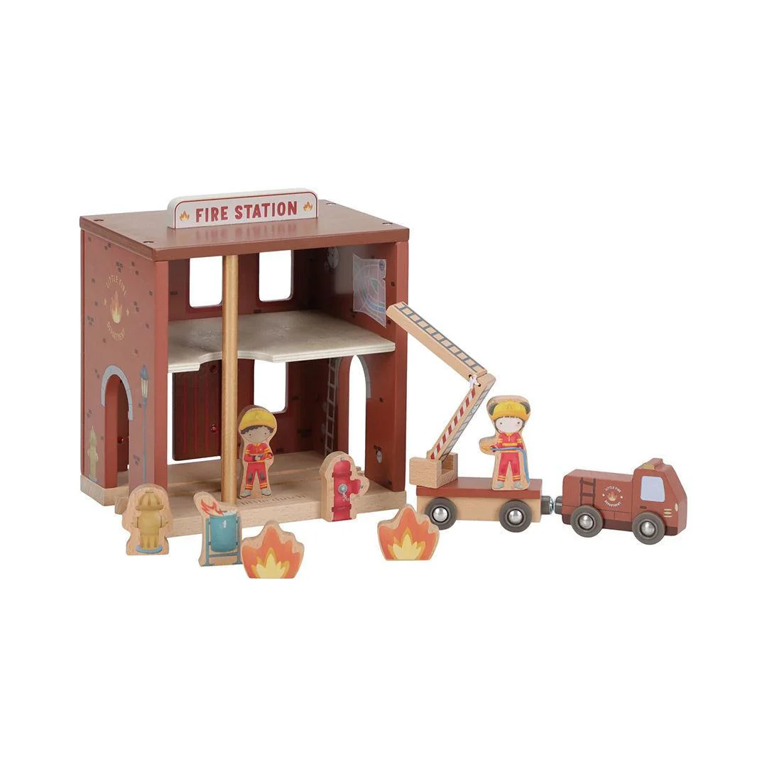 Little Dutch Fire Station - Image 7