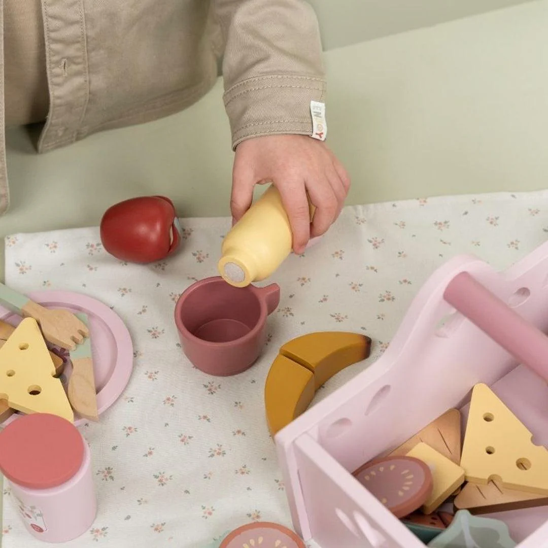 Little Dutch Picnic Set - Image 5