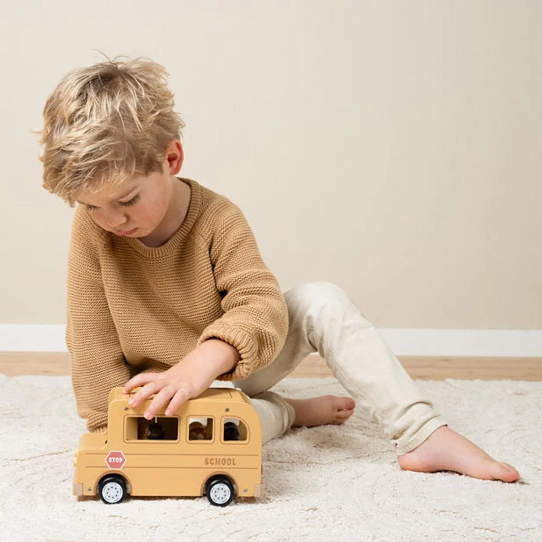 Little Dutch School Bus With Figures - Image 3