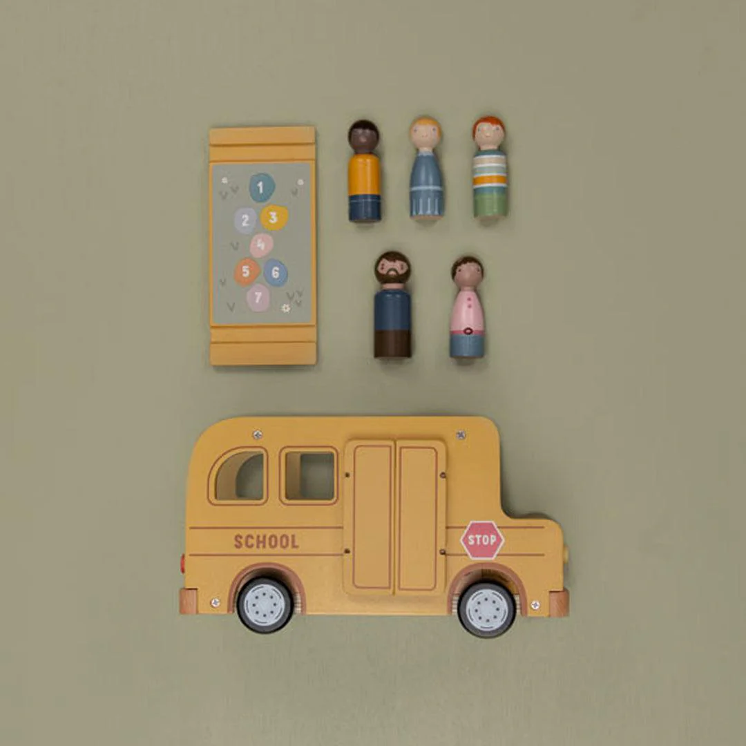 Little Dutch School Bus With Figures - Image 4