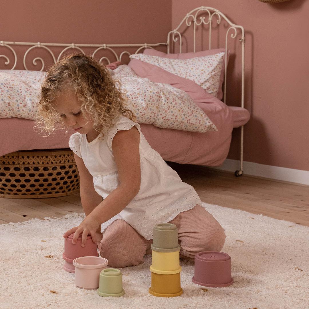 Little Dutch Stacking Cups - Pink - Image 4