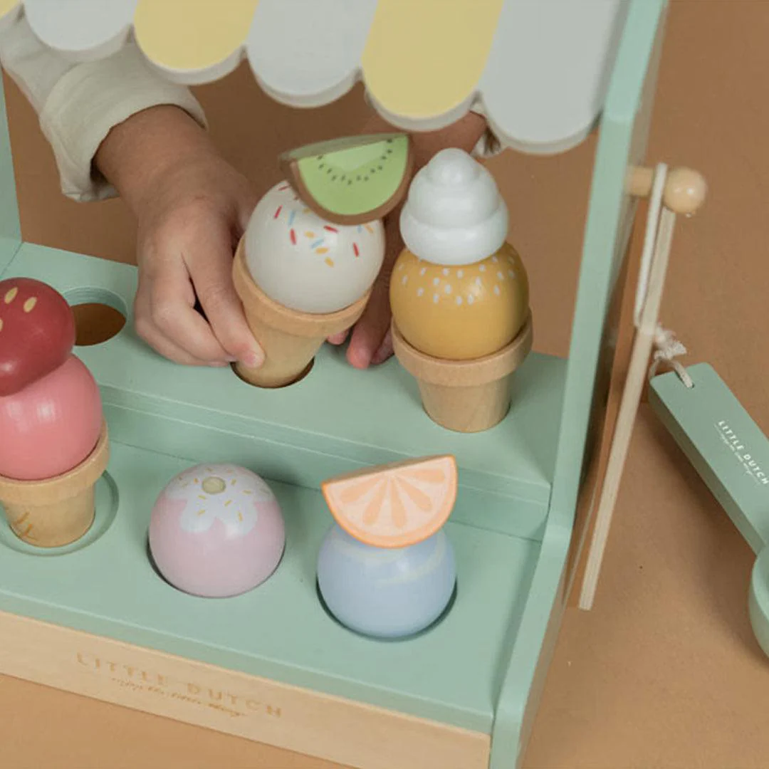 Little Dutch Toy Ice Cream Shop - Image 5
