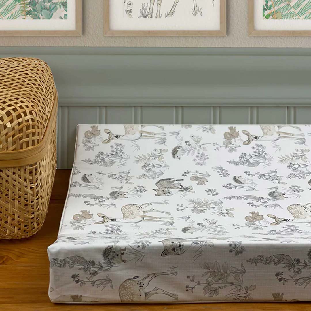 Mama Shack Anti Roll Changing Mat - Woodland - Image 4